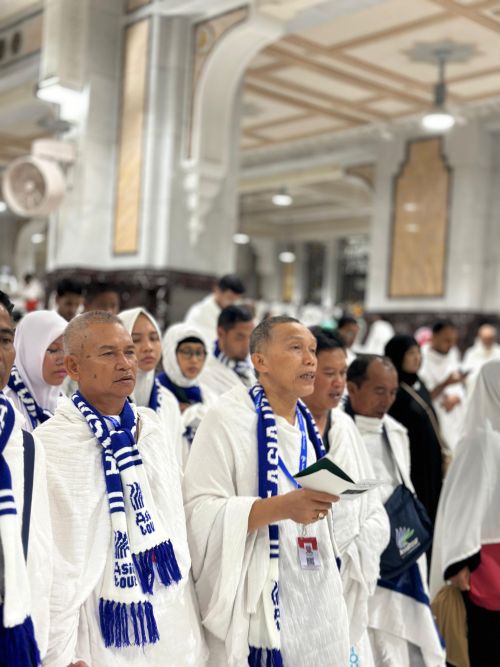 Travel Umroh Awal Ramadhan Untuk 3 Orang Murah