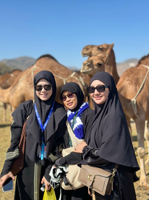 Travel Umroh Full Ramadhan Untuk 4 Orang Pasti Berangkat