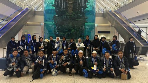 Travel Umroh Akhir Ramadhan Untuk 9 Orang Murah
