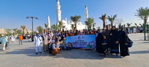 Travel Umroh Full Ramadhan Untuk 12 Orang Pasti Berangkat