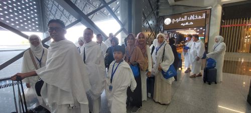 Travel Umroh Tengah Ramadhan Untuk 6 Orang Berizin Resmi
