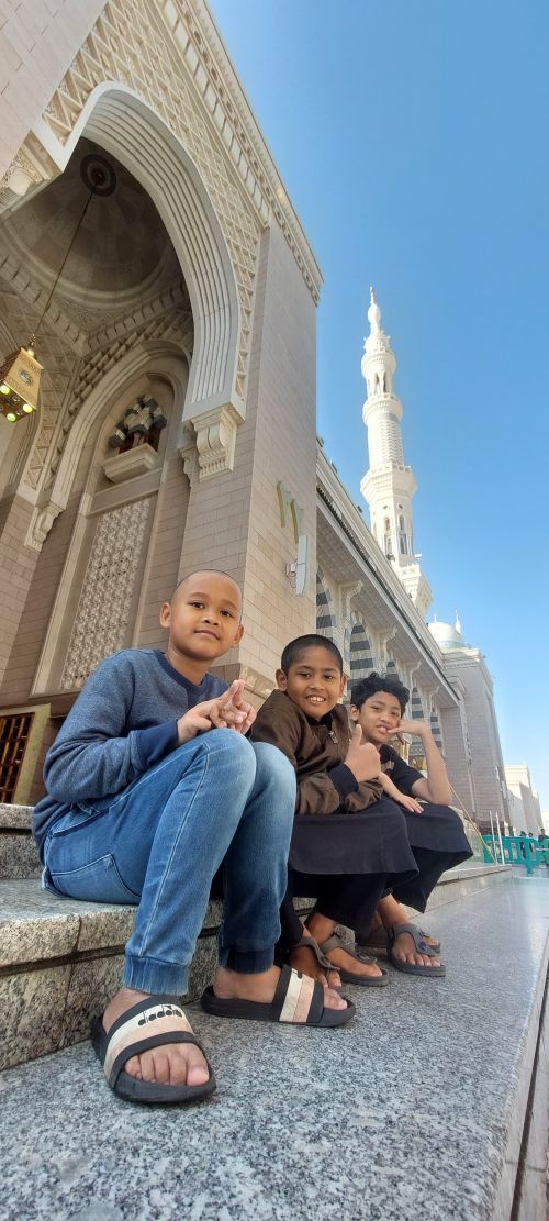 Promo Umroh Tengah Ramadhan Untuk 8 Orang Berizin Resmi