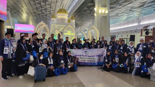 Travel Umroh Tengah Ramadhan Untuk 6 Orang Terpercaya