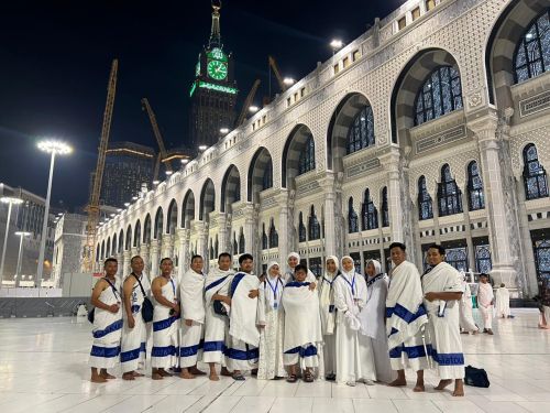 Paket Umroh Tengah Ramadhan Untuk 5 Orang Berizin Resmi