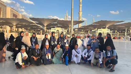 Travel Umroh Full Ramadhan Untuk 10 Orang Murah